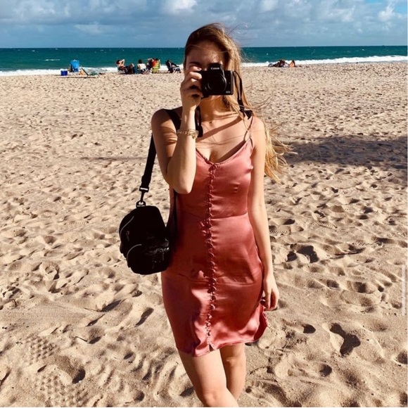 NWT Abercrombie & Fitch Button-Up Mini Satin Slip Dress in Pink - Picture 11 of 12